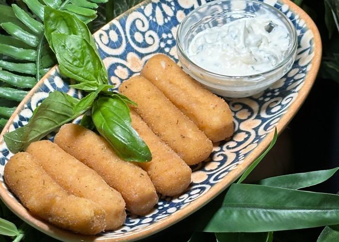 Сырные палочки в кляре